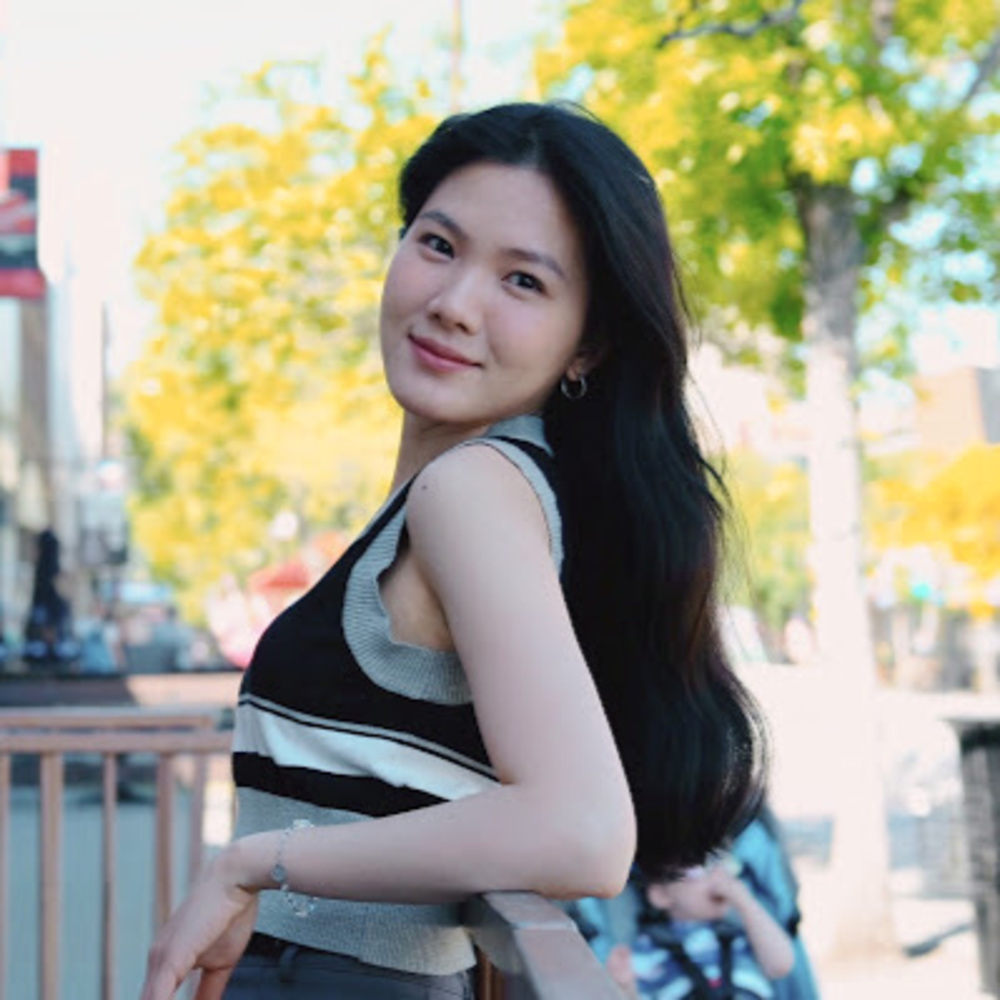 Meet your Posher, Emma